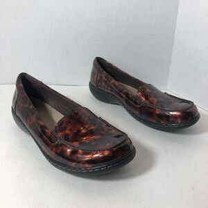 Clarks‎ Collection Loafer Shoes Womens Size 7 Brown Leopard Animal Print Slip B4